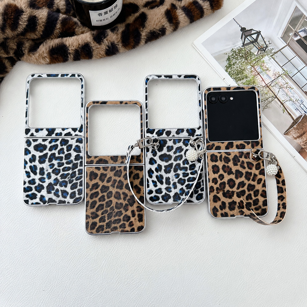 Phone Accessories And Cases - Etui na telefon składany z motywem