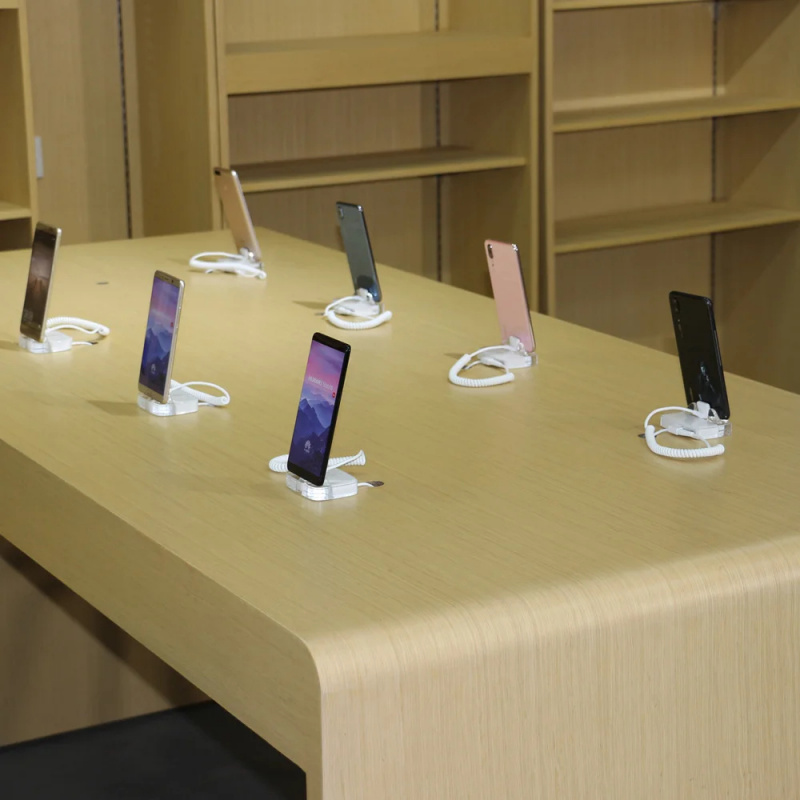 Dostosowane. Personalizowane w – Phone Accessories Cabinet recenzja i cena