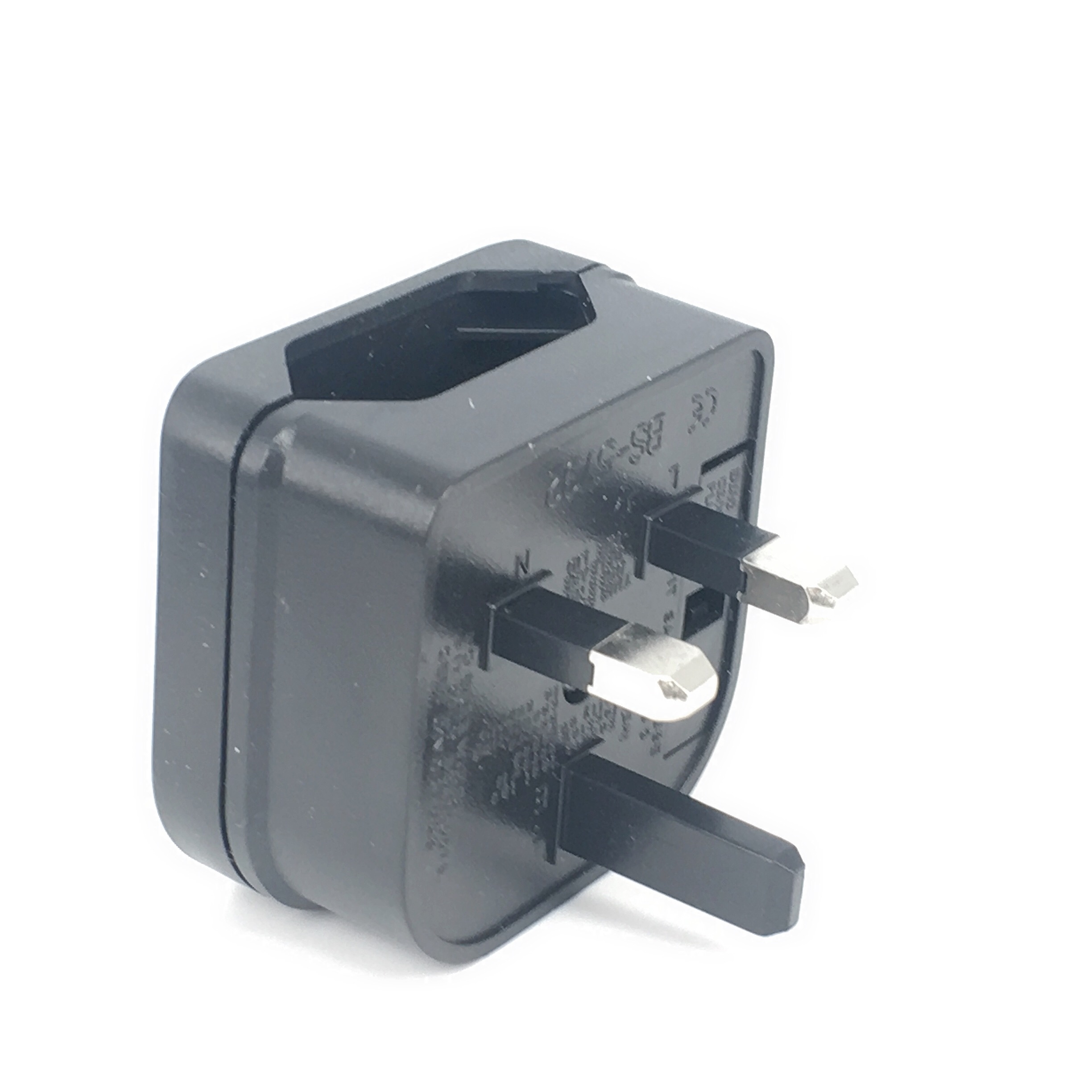 Adapter z wtyczką EU 2-pinową  – Phone Accessories Uk recenzja i cena